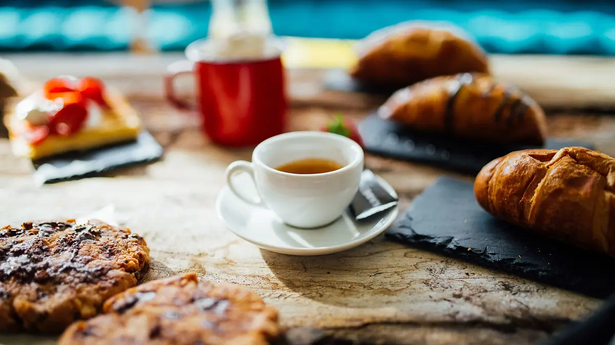 Bakery & Café bakes